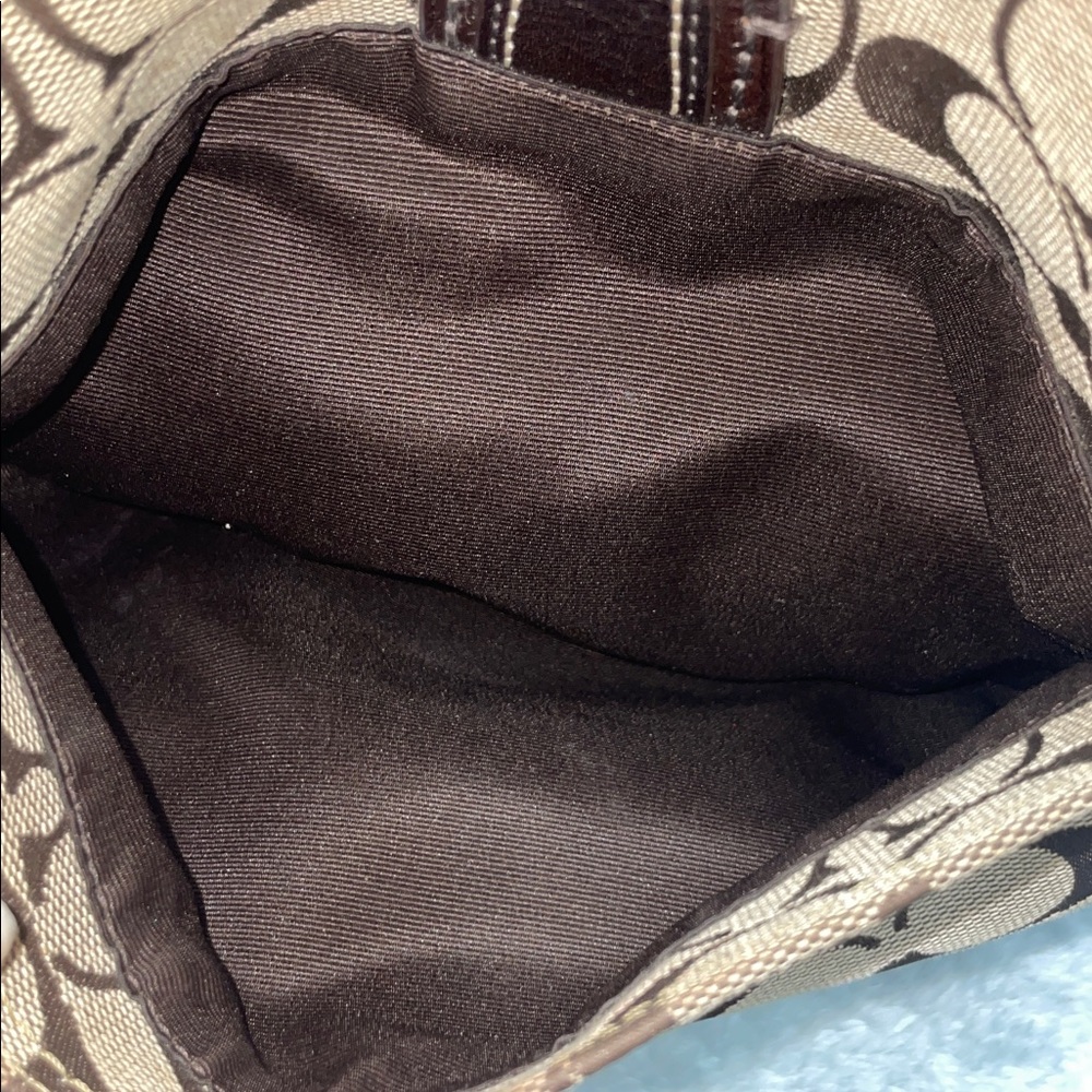 Coach ‘Hampton’ Signature Hobo - Picture 8 of 12